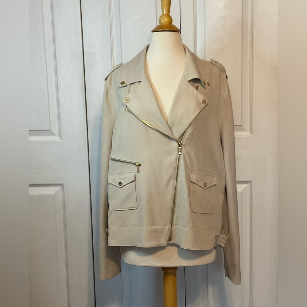 Calvin Klein Cream‎ Tan Jacket Gold Zippers Large